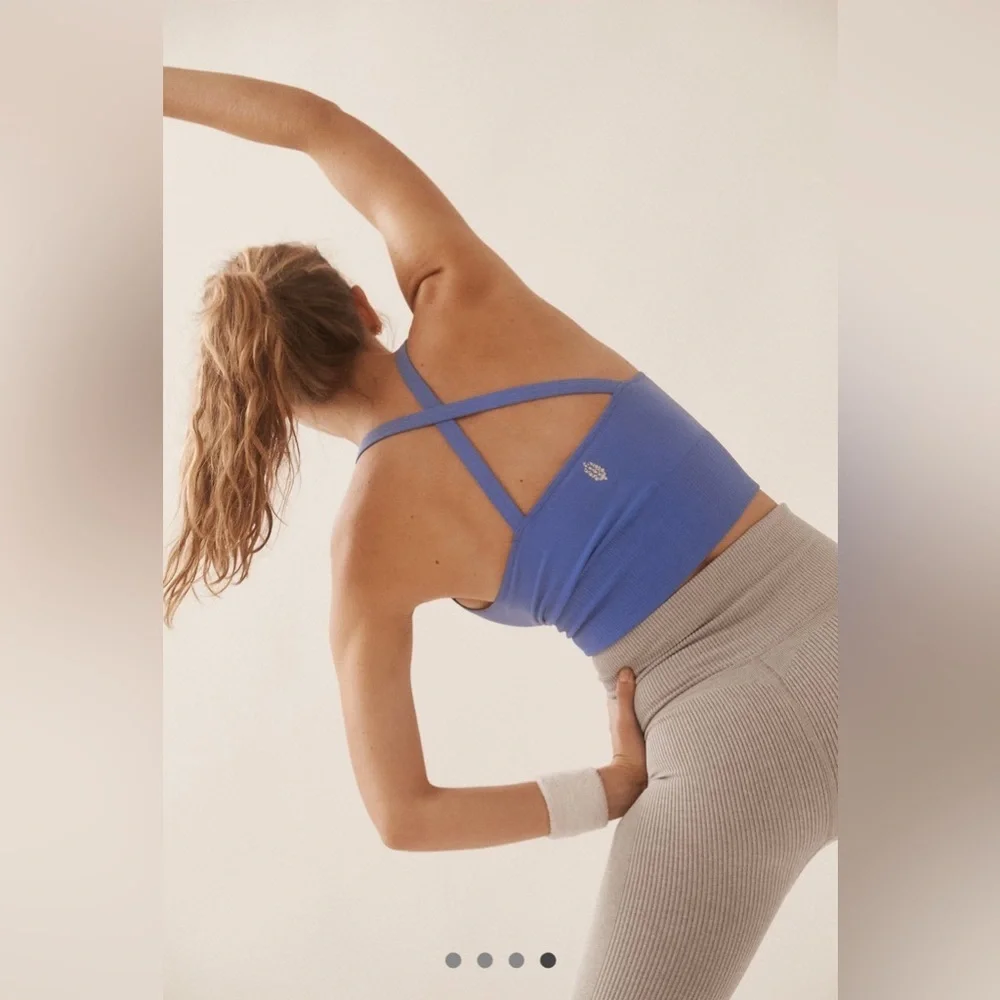 NWOT. Free People Good Karma Crop Top M//L